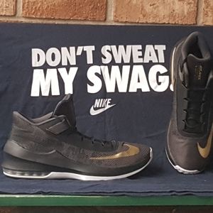 Nike Air Max Infuriate Basketball Sneakers size 13